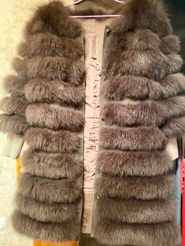 футбольная форма для детей: Продам шубу. Размер 44/46. На 42 будет как оверсайз.Рукава можно — 1