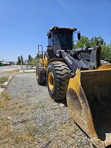 манипулятор водитель: Погрузчик, XCMG, 2021 г., Колесный, Фронтальный — 2