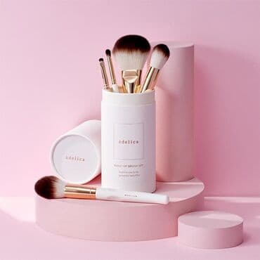 Продаются абсолютно новые кисти для макияжа натуральные, цена за at lalafo.kg Продаются абсолютно новые кисти для макияжа натуральные, цена за