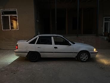 Daewoo Nexia: 1994 г., 1.5 л, Кол менен иштөөчү, Газ, Седан — 3