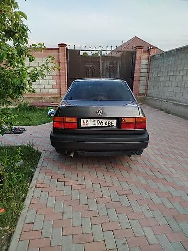 стекло на венто: Volkswagen Vento: 1994 г., 1.8 л, Механика, Бензин, Седан — 2