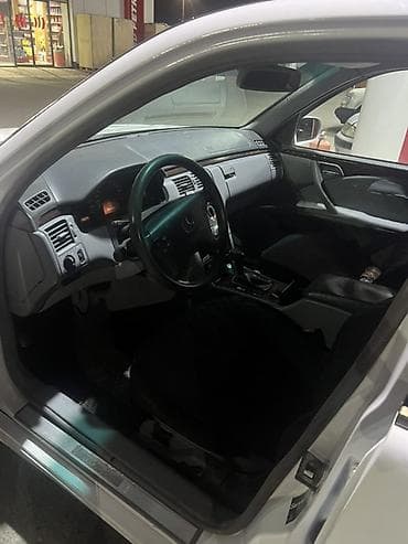 mercedes benz s220: Mercedes-Benz E-Class: 1999 г., 2.4 л, Механика, Бензин, Седан — 4