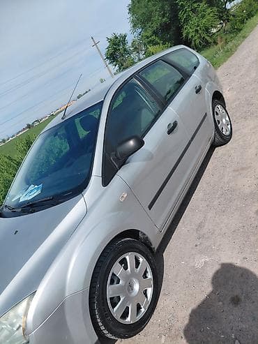 mazda protage: Ford Focus: 2005 г., 2 л, Автомат, Бензин, Хэтчбэк — 4