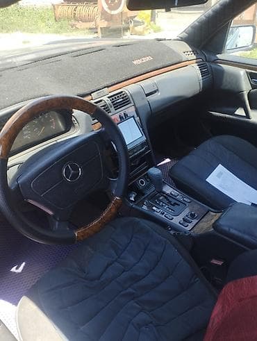 maxxis 315: Mercedes-Benz E-Class: 1999 г., 2.2 л, Автомат, Дизель, Седан — 5