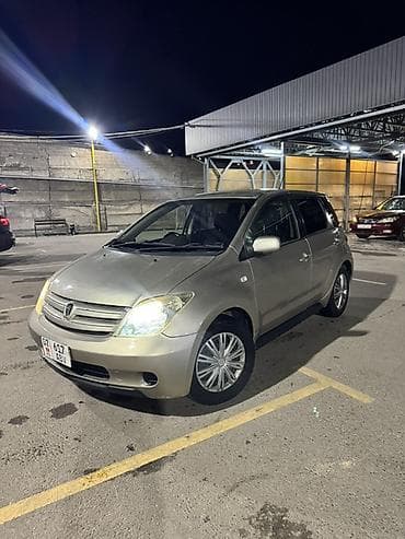 platz vitz: Toyota Ist: 2003 г., 1.3 л, Автомат, Бензин, Хэтчбэк — 7