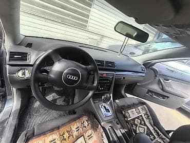 Audi A4: 2002 г., 2 л, Автомат, Бензин, Седан — 1