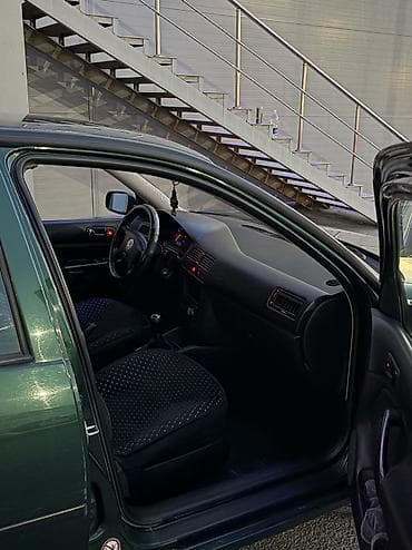 бора машина: Volkswagen Bora: 2000 г., 1.6 л, Механика, Газ, Седан — 7