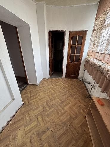 суточной кв ош: 90 м², С мебелью — 8