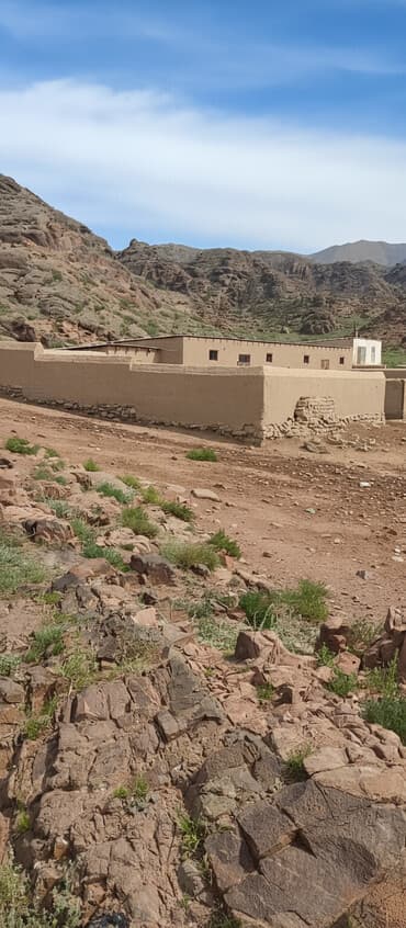 дом сена мед: ️продается сарай️ кочкорский район село Семиз бель на берегу — 3