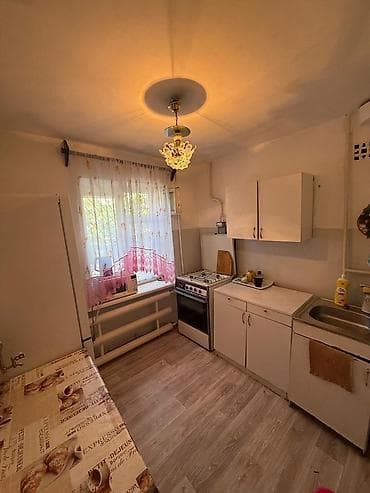 Квартиры: 3 комнаты, 54 м², Хрущевка, 1 этаж, Старый ремонт — 9