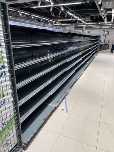 оборудование для бутика: Витрины, стеллажи, полки торговые металлические б/у, полка магазинная — 7