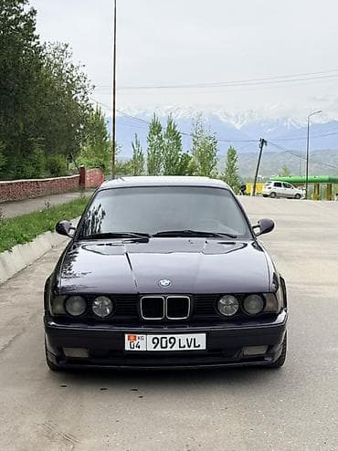 жак бу: BMW 5 series: 1990 г., 3 л, Кол менен иштөөчү, Бензин, Седан — 2