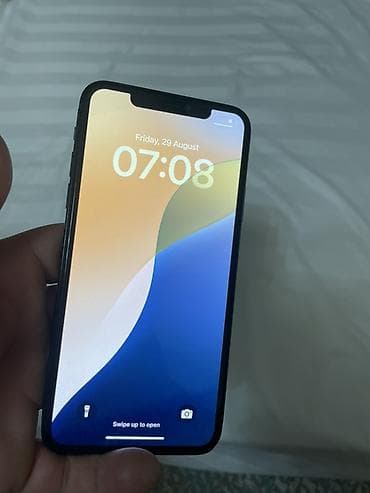 ios 8: IPhone 11 Pro Max, Matte Midnight Green — 1