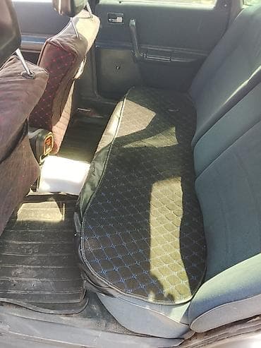 панель ауди 100: Audi 100: 1988 г., Седан — 6