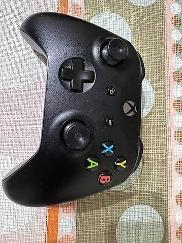 Портативные консоли: Игровая консоль Microsoft Xbox One X (черный цвет) с комплектом — 5