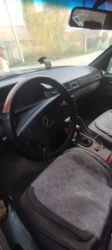 капот на 124: Mercedes-Benz W124: 1992 г., 2.3 л, Ручные, Бензин, Седан — 6