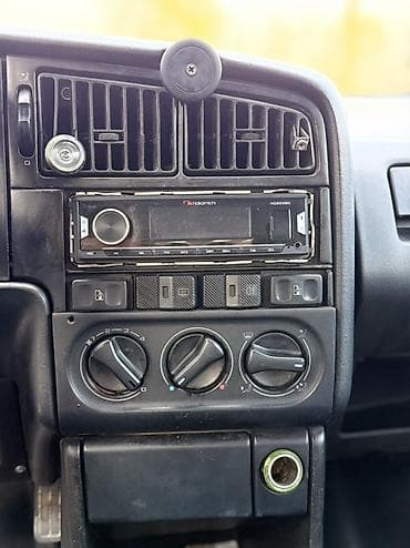 дверь на пассат: Volkswagen Passat Variant: 1992 г., 1.8 л, Ручные, Бензин, Универсал — 10