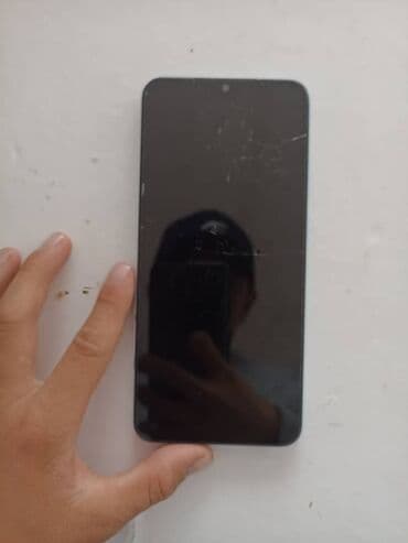 gps трейкер: IPhone 7, Колдонулган, 32 ГБ, Jet Black, Заряддоочу түзүлүш, Каптама, 100 % — 3