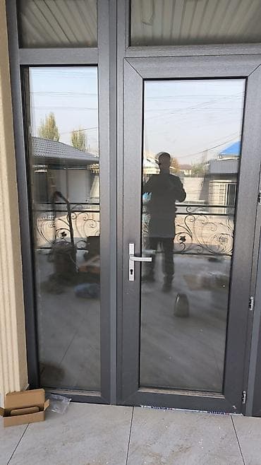 пластик окна: Алюминиевые двери и витражные конструкции Описание: - Современные — 4