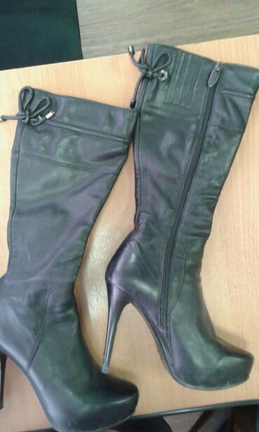 обувь больших размеров бишкек: Сапоги от Баскони Деми. Кожа мягкая нежнейшая. Каблук 10см. Размер — 2