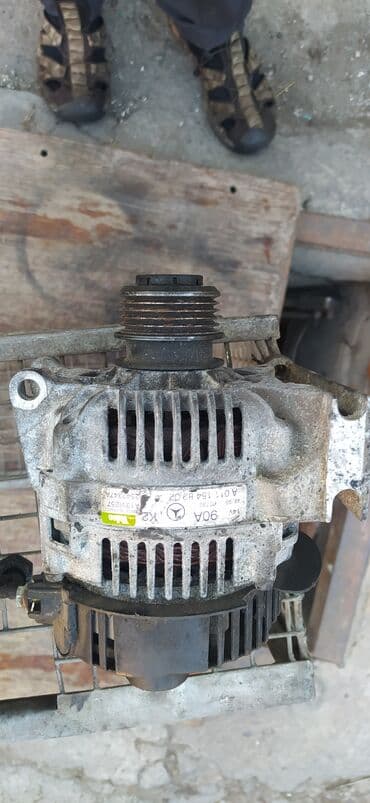 генератор акорд: Генератор Mercedes-Benz 2002 г., Б/у, Оригинал — 2