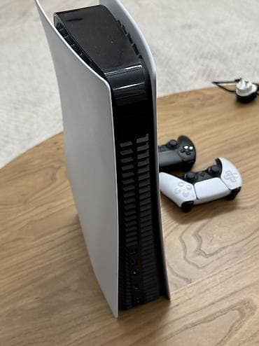 диск ps5: Игровая консоль Sony PlayStation 5 (версия с дисководом). Состояние — 2