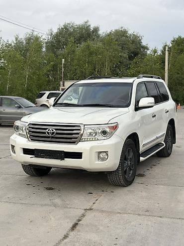 Toyota Land Cruiser: 2013 г., 4.6 л, Автомат, Дизель, Внедорожник — 2
