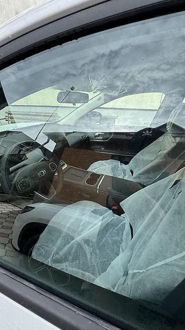 xpeng g3: Changan Qiyuan Q05: 2026 г., Электромобиль, Кроссовер — 5