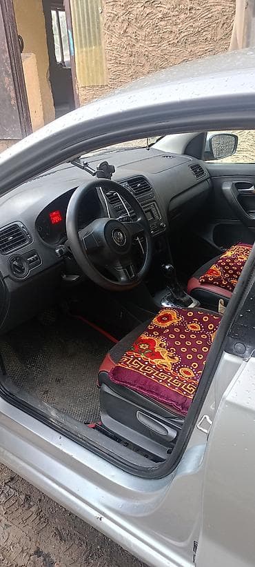 Volkswagen: Volkswagen Polo: 2014 г., Бензин, Седан — 5