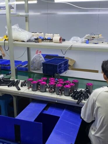 шивени машына: Утюжок для волос Керамико-турмалиновое, До 180 °С — 6