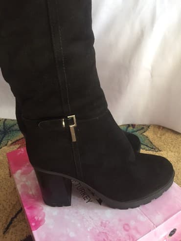 сапоги из натурального меха и кожи: Продам женские зимние замшовые новые сапоги 37,5 размера, хорошая — 3