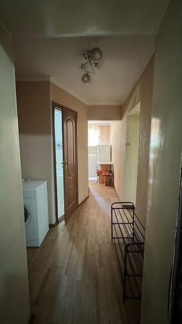 1 комната, 40 м², Индивидуалка, 3 этаж, Старый ремонт — 9