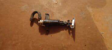 б у запчасти для телефонов: Продаю на Лексус ЛС 460: решетка радиатора- 5000сом, одно ушко для — 4