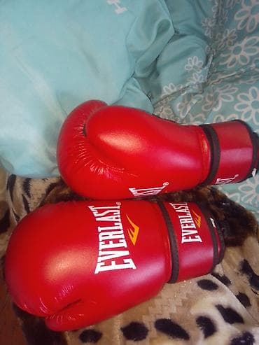 теплые шапки: Боксерские перчатки Everlast, красные. - Классическая модель для — 1