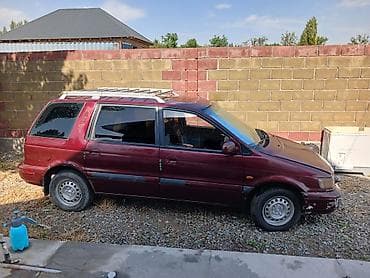 transporter multivan: Mitsubishi Space Wagon: 1994 г., 2 л, Механика, Бензин, Универсал — 3