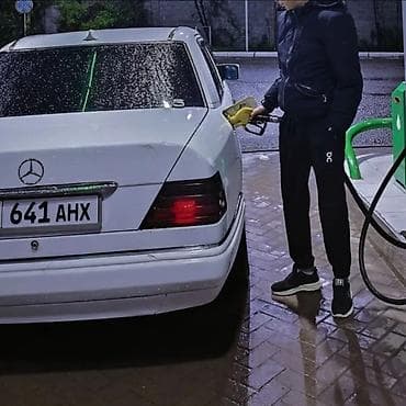 срочно окончательно: Mercedes-Benz W124: 1994 г., 2 л, Механика, Бензин, Седан — 2