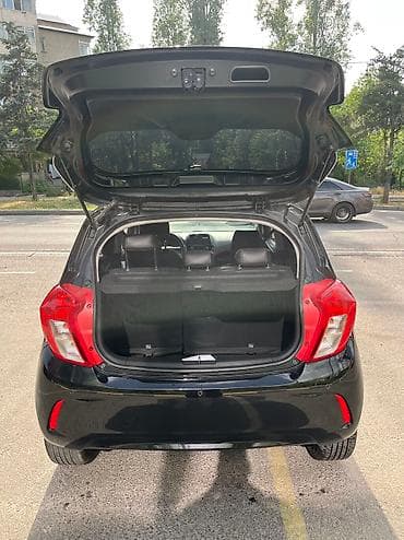 chevrolet comaro: Chevrolet Spark: 2018 г., 1 л, Вариатор, Бензин, Хэтчбэк — 5