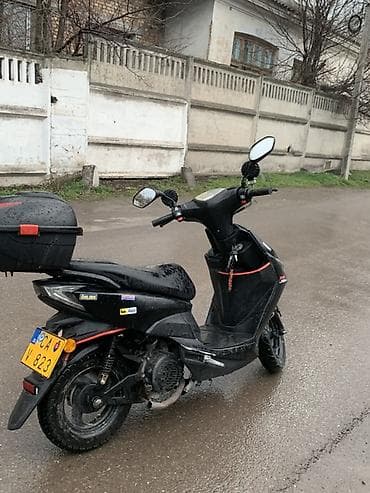 скуто: Тип скутера Yamaha, 125 куб. см, Бензин, Б/у — 3