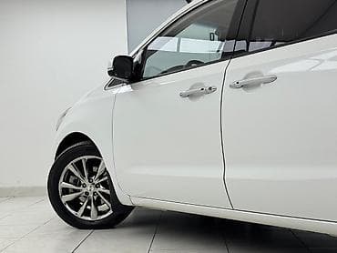 кия минивен: Kia Carnival: 2019 г., Минивэн — 6