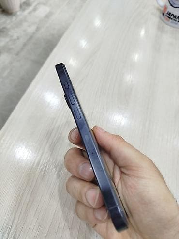 iphone 13 mini купить: IPhone 16 Pro, Б/у, 256 ГБ, Black Titanium, Защитное стекло, Чехол, 93 % — 6