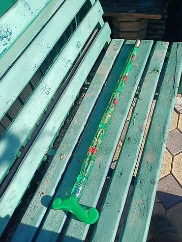 спортивные коврики: Трость декоративная, зеленая, с фигурной рукояткой. - Материал — 2