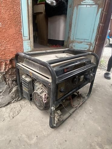 газона касилки: Бензиновый электрогенератор P.I.T. с автоматическим вводом резерва — 3