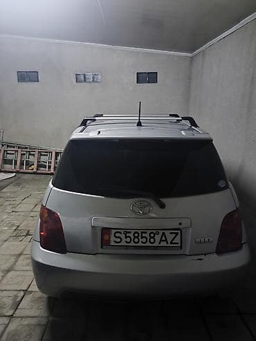 baw 34: Toyota Ist: 2004 г., 1.5 л, Автомат, Бензин, Хэтчбэк — 2