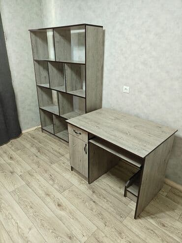 шкафы кухонные бу: Стол+стеллаж. Идеальное состояние. Пользовались меньше года. Стол — 2