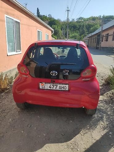 Toyota Aygo: 2008 г., 1 л, Механика, Бензин, Хэтчбэк — 5