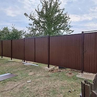 Металлические заборы: Металлический забор, Полимерный профнастил, Двусторонний, Новый, Бесплатный выезд, Гарантия — 2