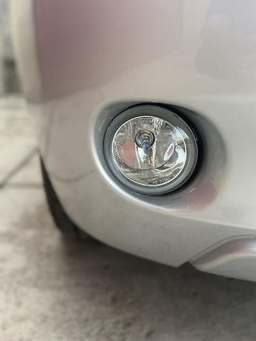byd e7: Toyota Ist: 2003 г., 1.5 л, Автомат, Бензин, Хэтчбэк — 9