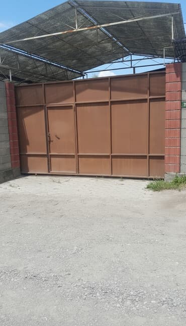 утепление дома бишкек: Дом, 81 м², 4 комнаты, Собственник, Старый ремонт — 1