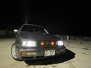 мата секыл: Volkswagen Vento: 1993 г., 1.8 л, Кол менен иштөөчү, Бензин, Седан — 6