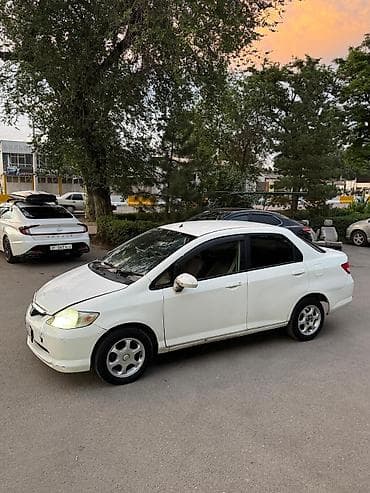 кондиционер honda: Honda Fit Aria: 2003 г., 1.3 л, Вариатор, Бензин, Седан — 4